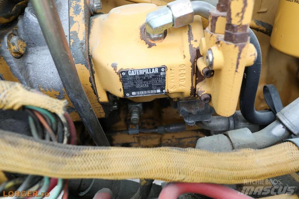 CAT 730 Tombereau articulé