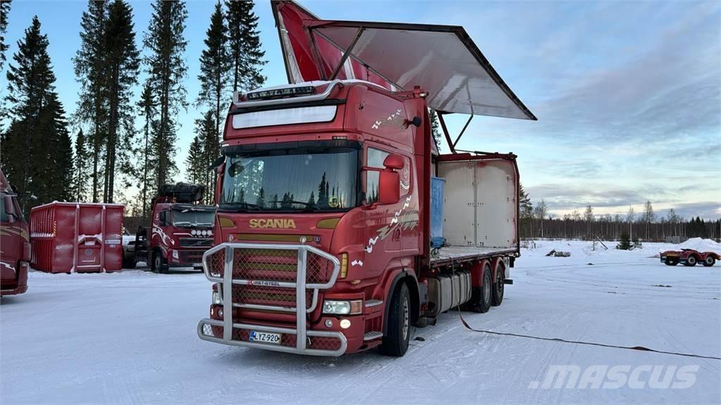 Scania R560 Camion pour copeaux de bois