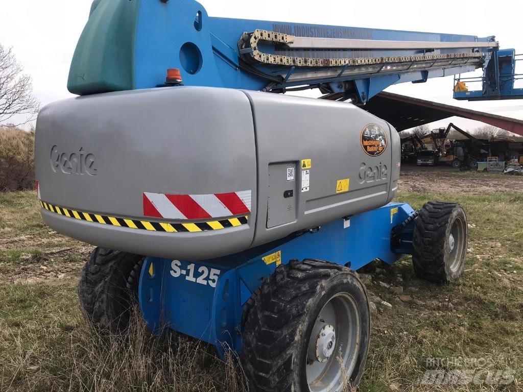 Genie S 125 Nacelles télescopiques
