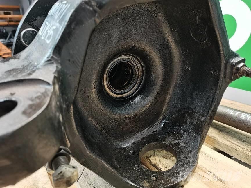 Manitou MHT 790 axle Essieux