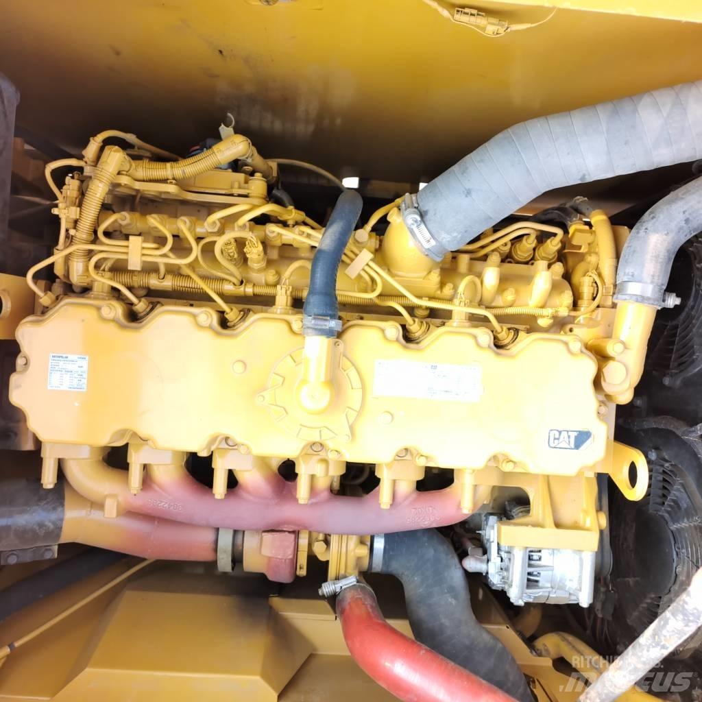 CAT 323GC Pelle sur chenilles