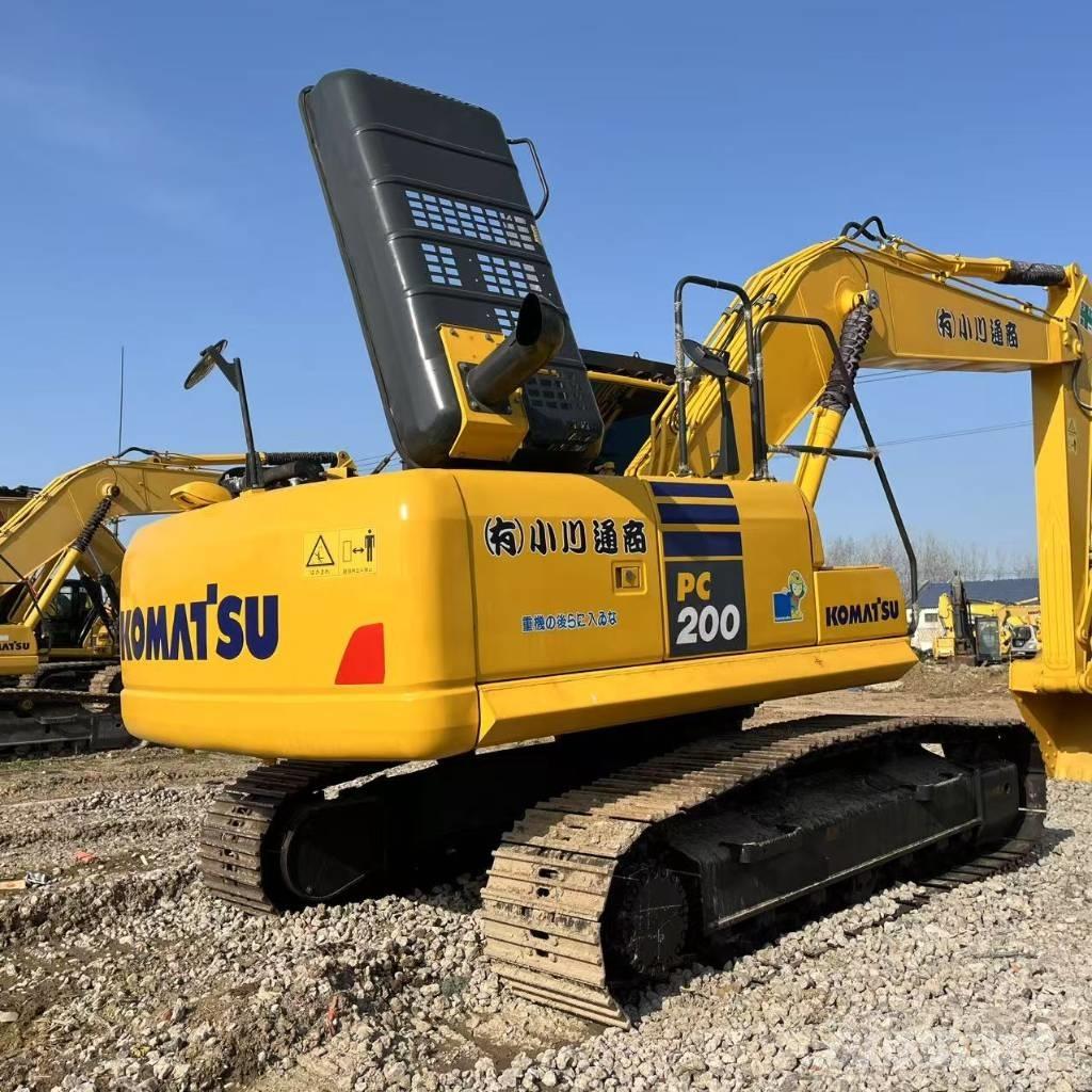 Komatsu PC 200 Pelle sur chenilles
