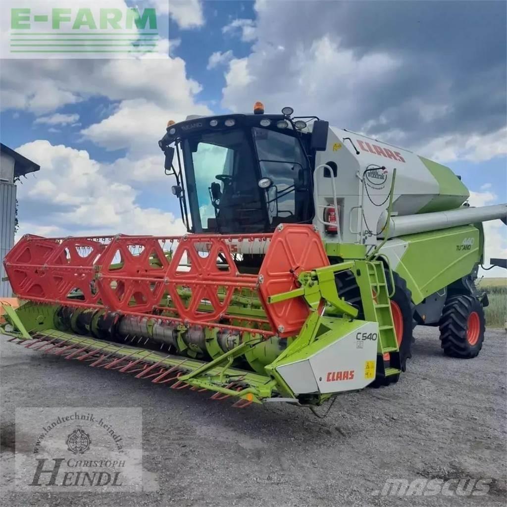 CLAAS tucano 440 Moissonneuse batteuse