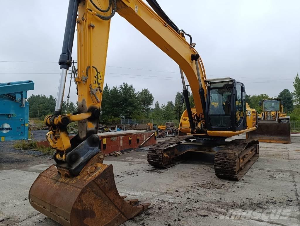 JCB JS 260 LC Pelle sur chenilles