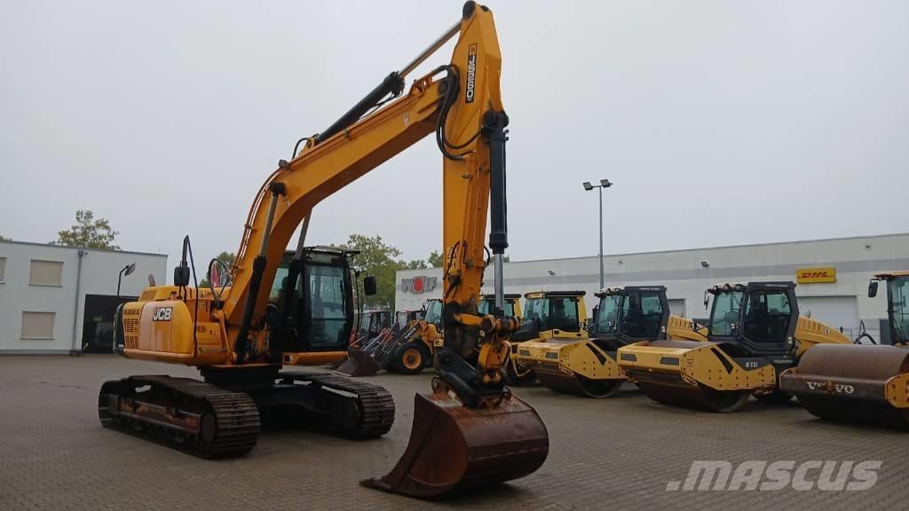 JCB JS 260 LC Pelle sur chenilles