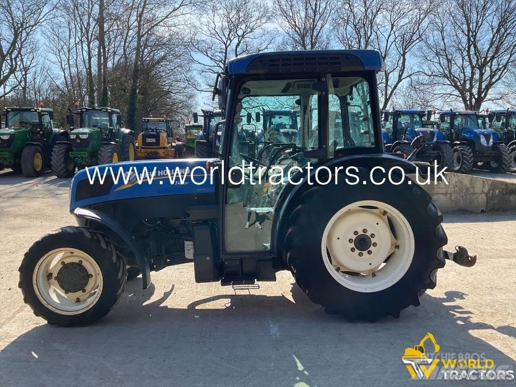 New Holland T 4.95 F Tracteur