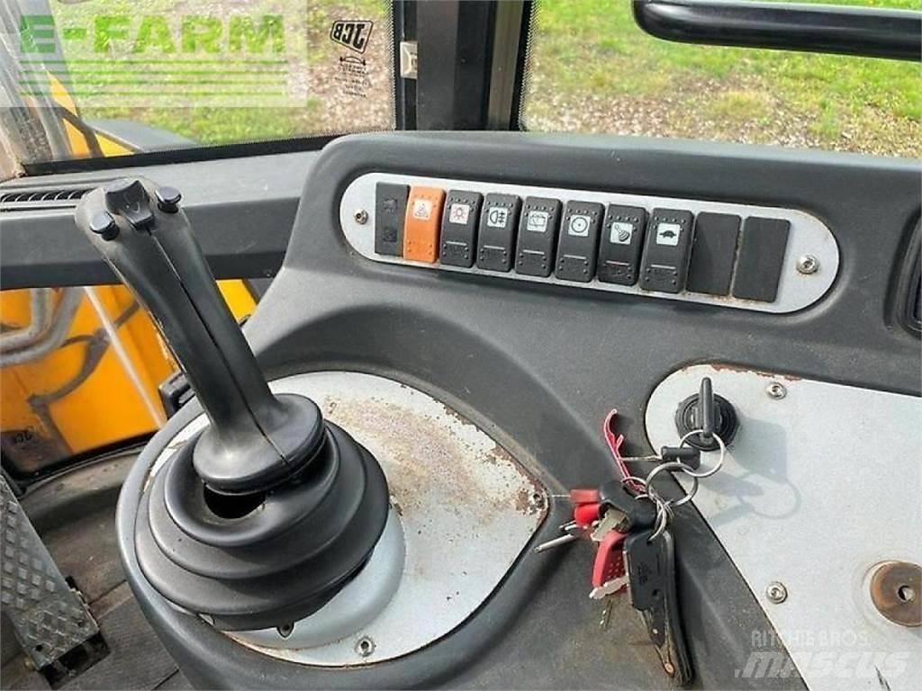 JCB 426e agri ht Mini pelle < 7t