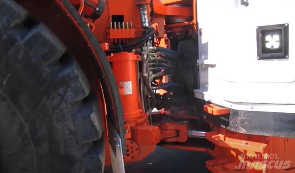 Sandvik LH 517 Chargeuses pour exploitations minières souterraines