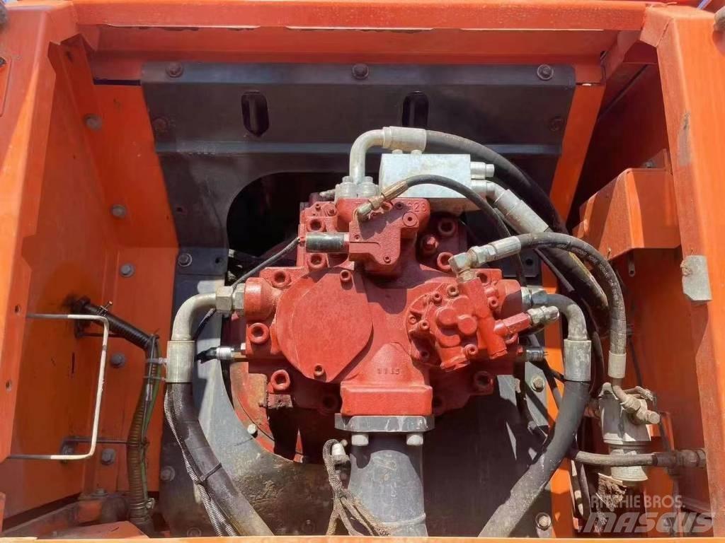 Doosan DX 420 Pelle sur chenilles