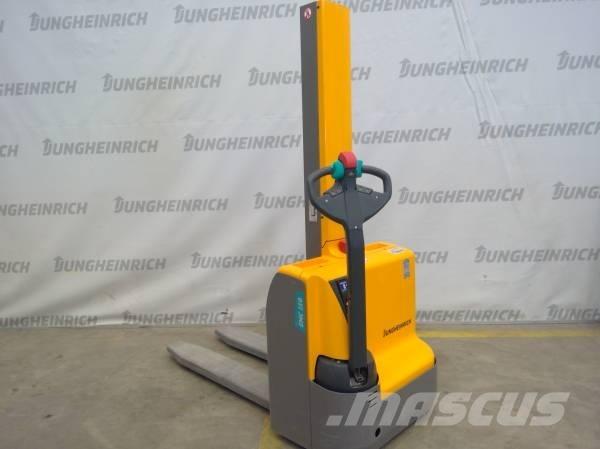 Jungheinrich EMC 110 Gerbeur accompagnant