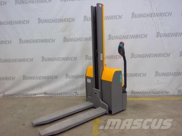 Jungheinrich EMC 110 Gerbeur accompagnant