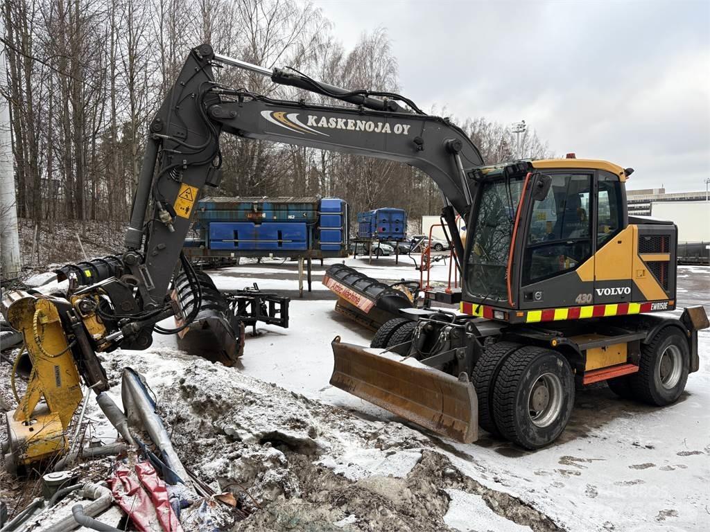 Volvo EWR 150 E Pelle sur pneus