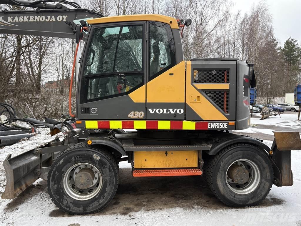 Volvo EWR 150 E Pelle sur pneus