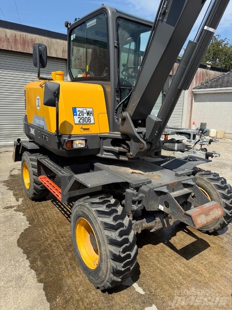 Volvo EW 60 E Pelle sur pneus