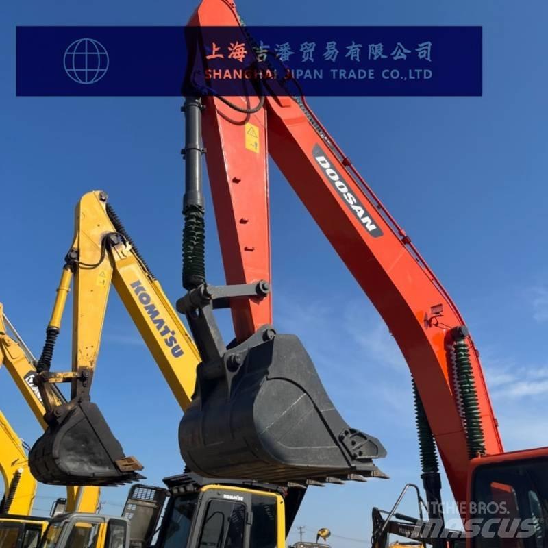 Doosan DX 300 Pelle sur chenilles
