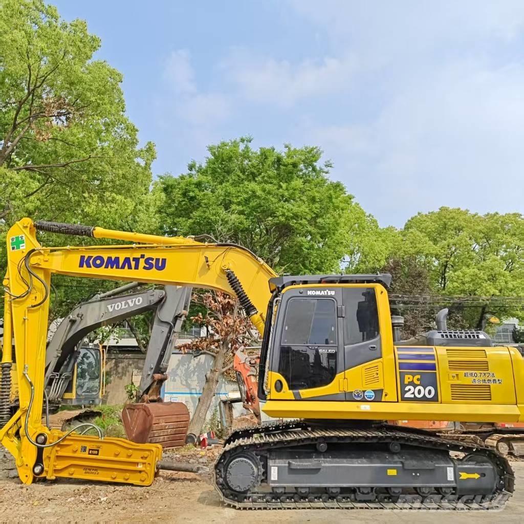 Komatsu PC 200-8 Pelle sur chenilles