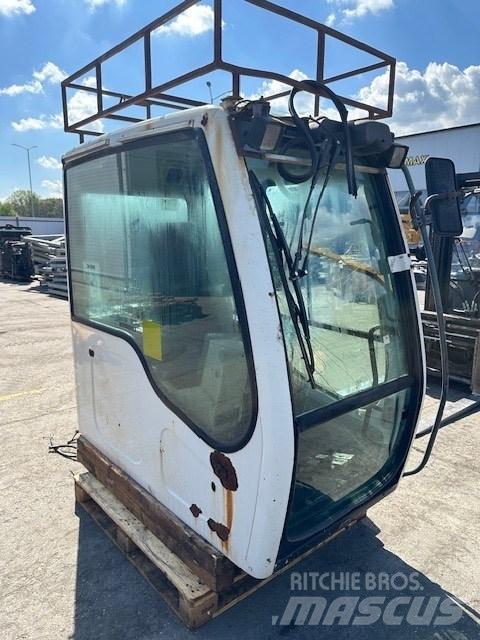 Liebherr R 914 C CAB Cabine