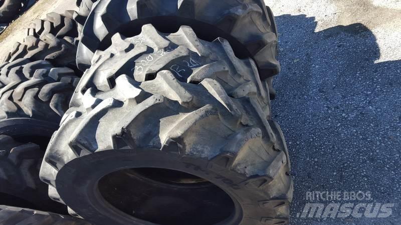  Pneus 300/70R20 Pneus, roues et jantes