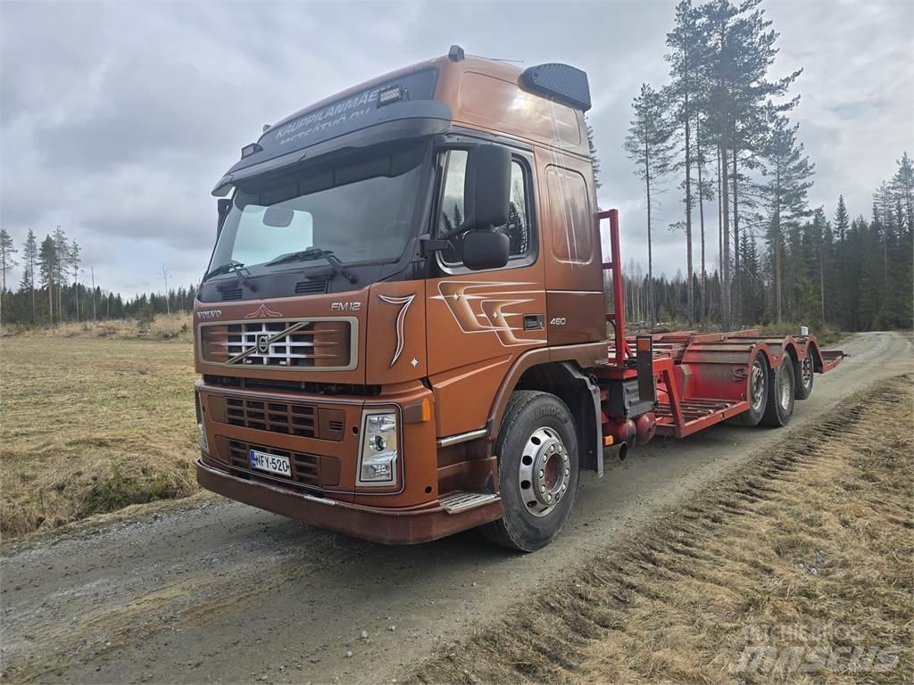 Volvo FM12 8x2 Camions de transport de machines forestières