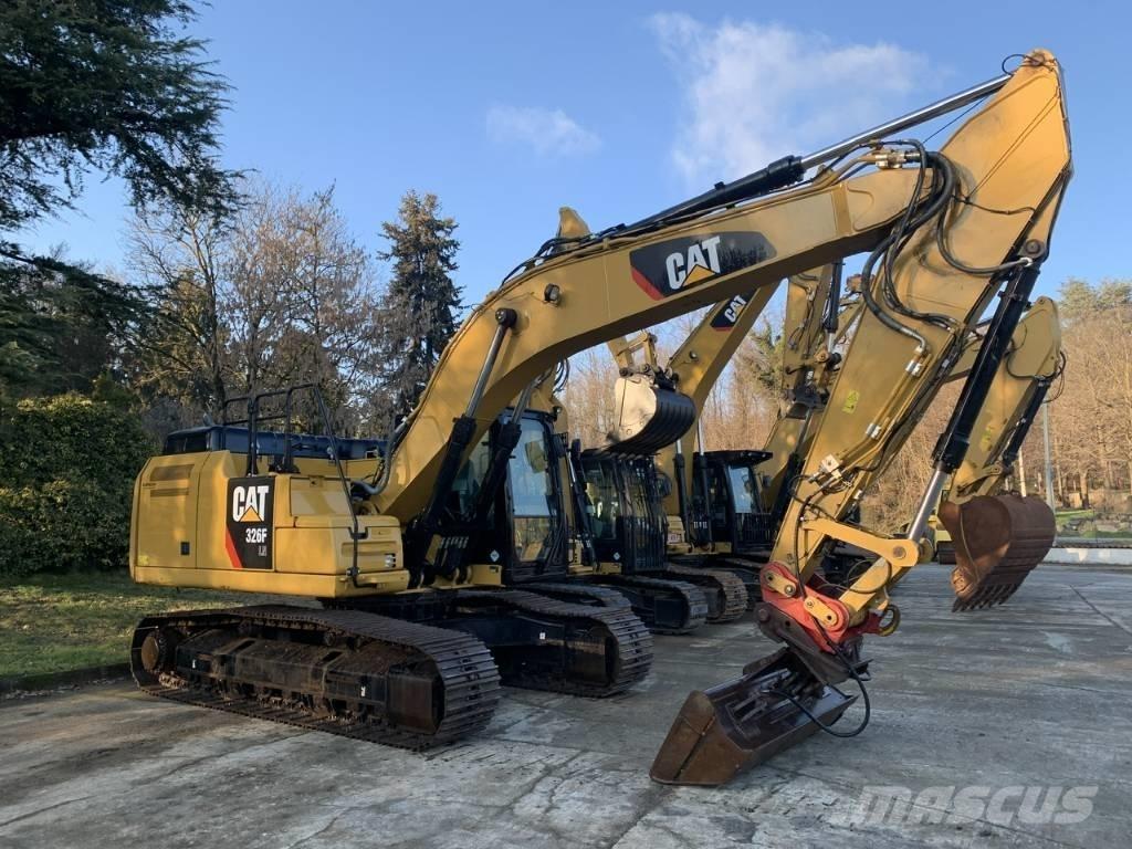 CAT 326 FL N Pelle sur chenilles