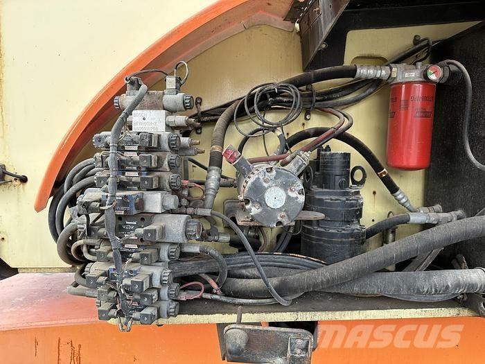 JLG 800AJ Nacelles articulées