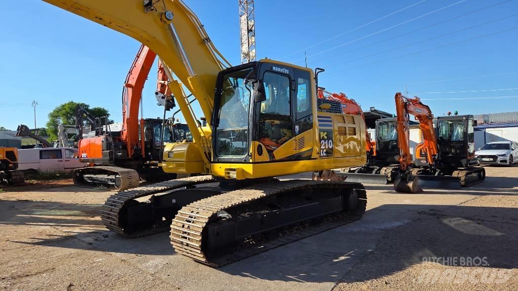 Komatsu PC 210 Pelle sur chenilles