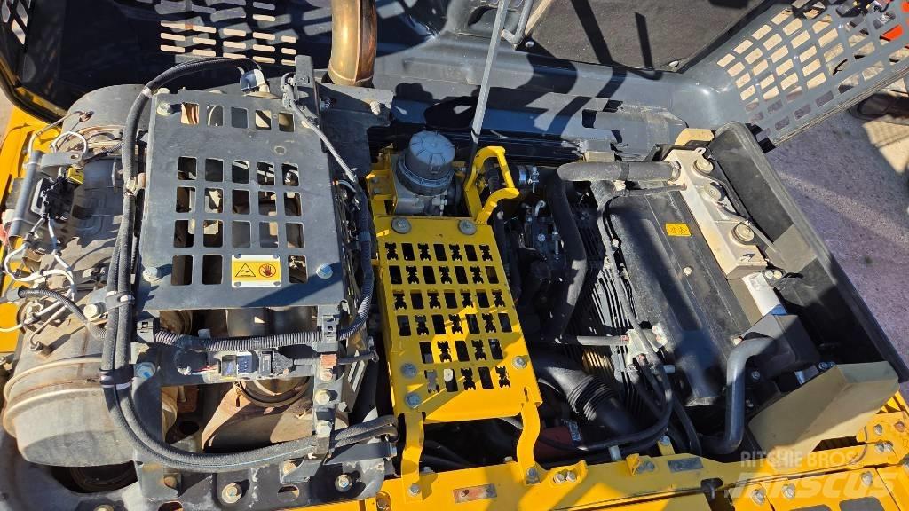 Komatsu PC 210 Pelle sur chenilles