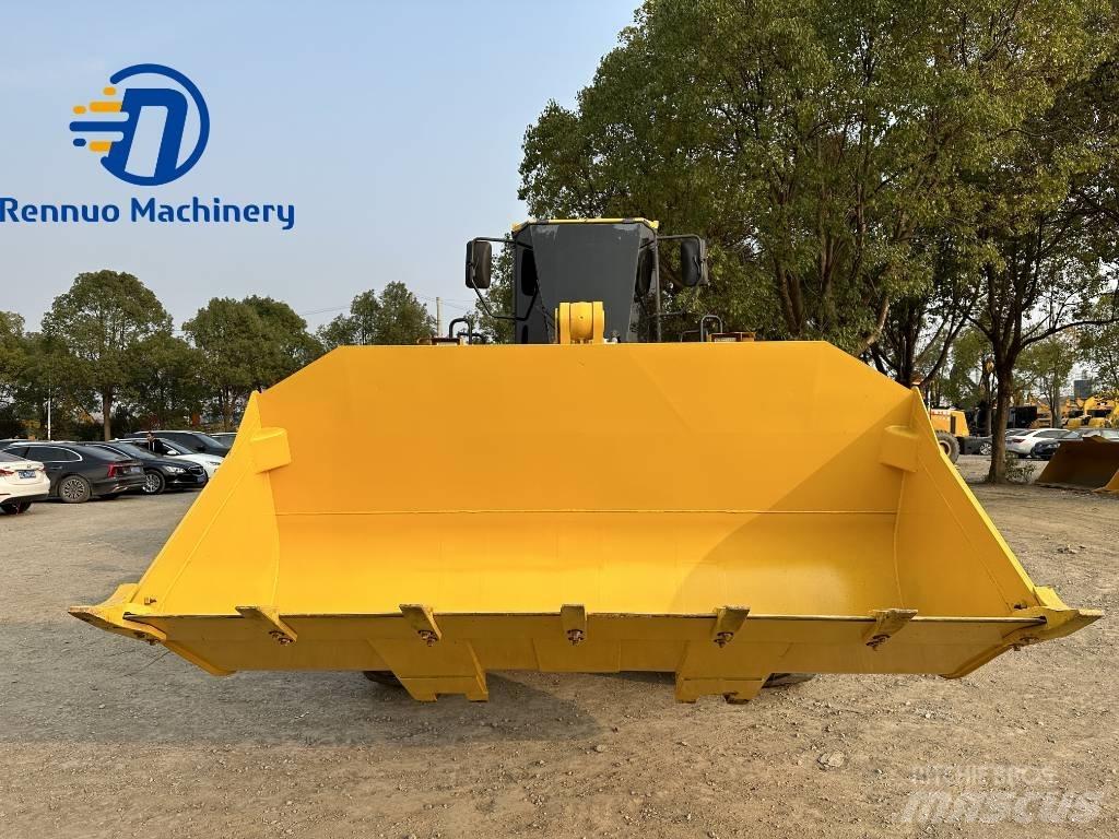 Komatsu WA380 Chargeuse sur pneus