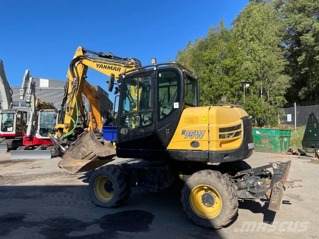 Yanmar B 95 W Pelle sur pneus