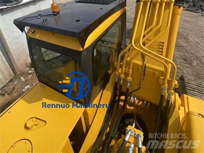 Komatsu 350-8 Pelle sur chenilles