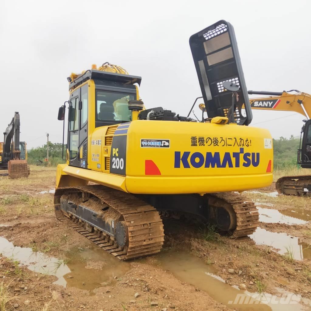 Komatsu PC200-8 Pelle sur chenilles