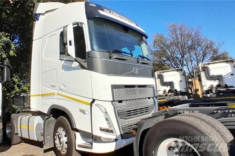 Volvo FH 440 Autre camion