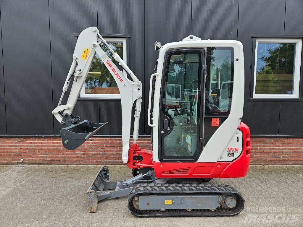 Takeuchi TB 216 Mini pelle < 7t