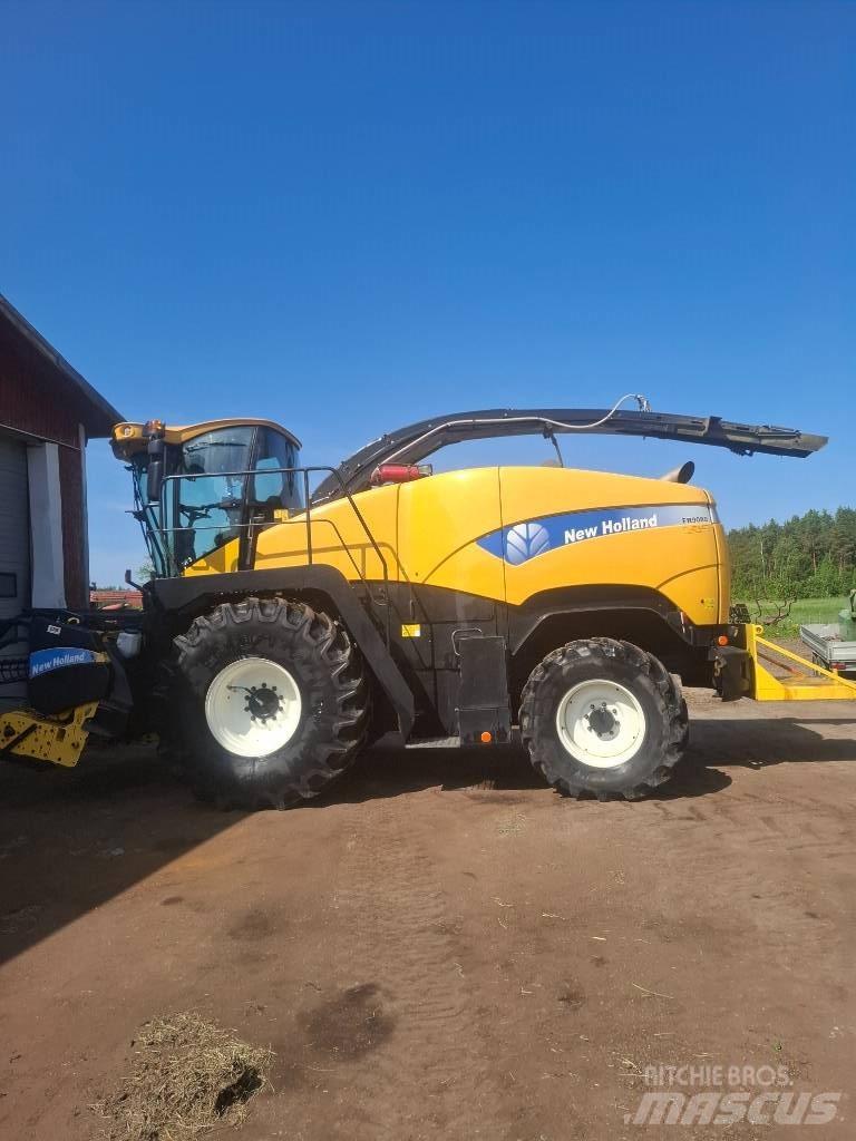 New Holland FR 9080 Ensileuse automotrice