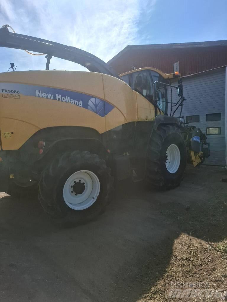 New Holland FR 9080 Ensileuse automotrice