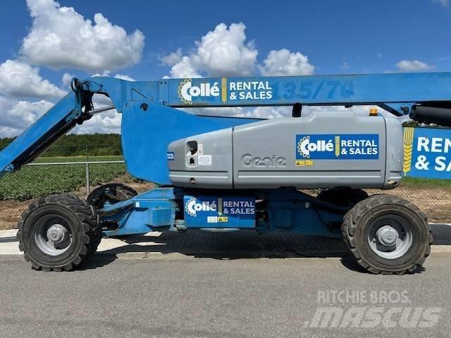 Genie Z 135 Nacelles articulées