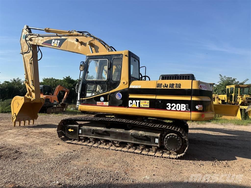 CAT 320 B Pelle sur chenilles