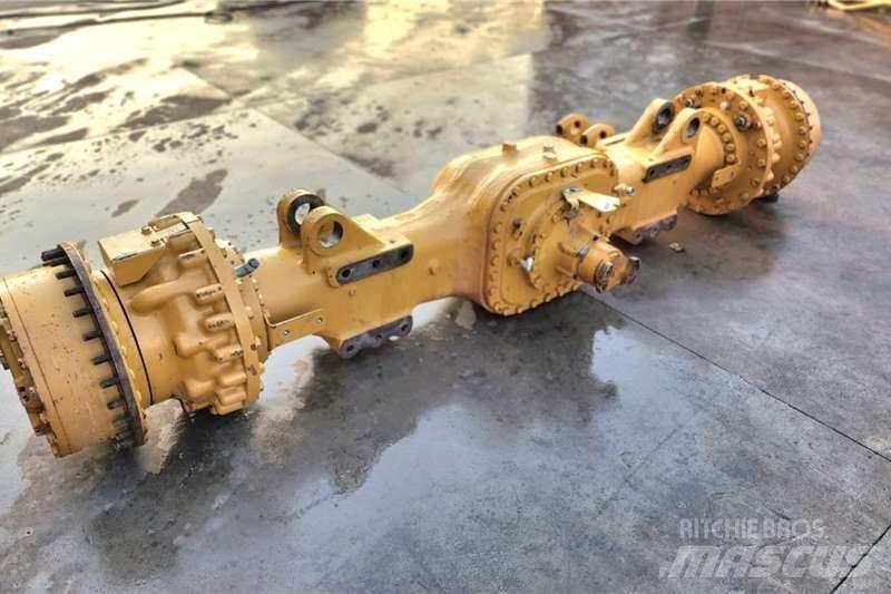 CAT 745C axle Autre camion