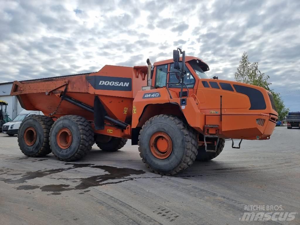 Doosan DA 40 6x6 Tombereau articulé