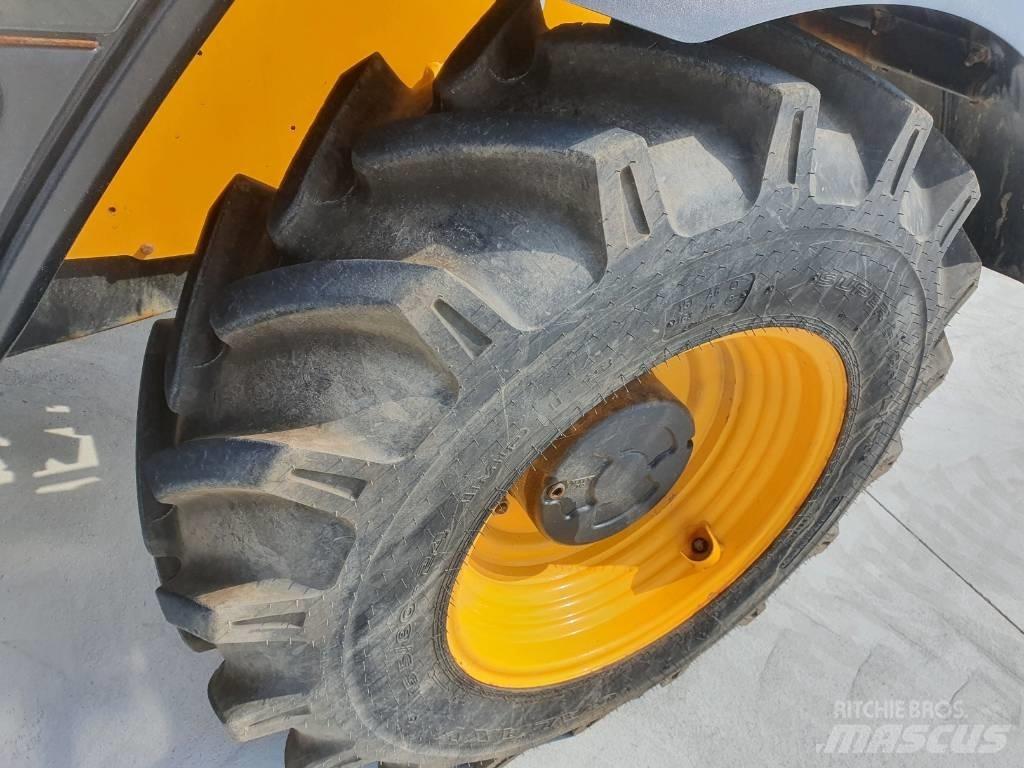 JCB 531-70 - BC25 Chariot télescopique