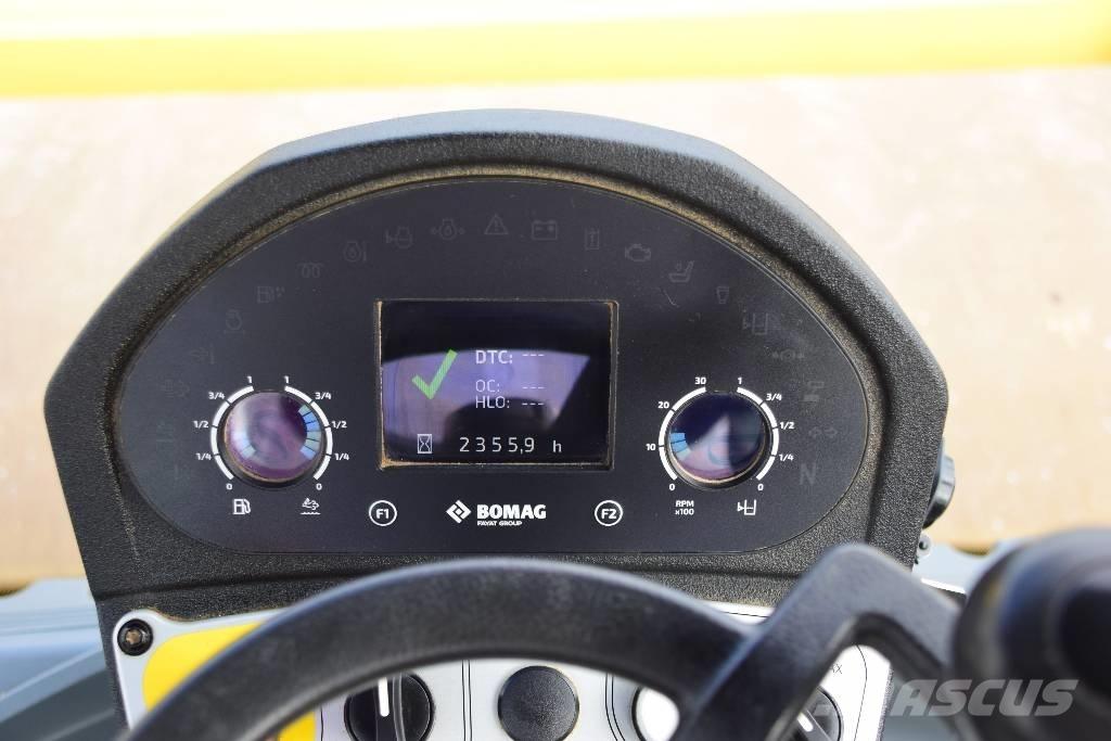 Bomag BW 213 DH Rouleaux monocylindre