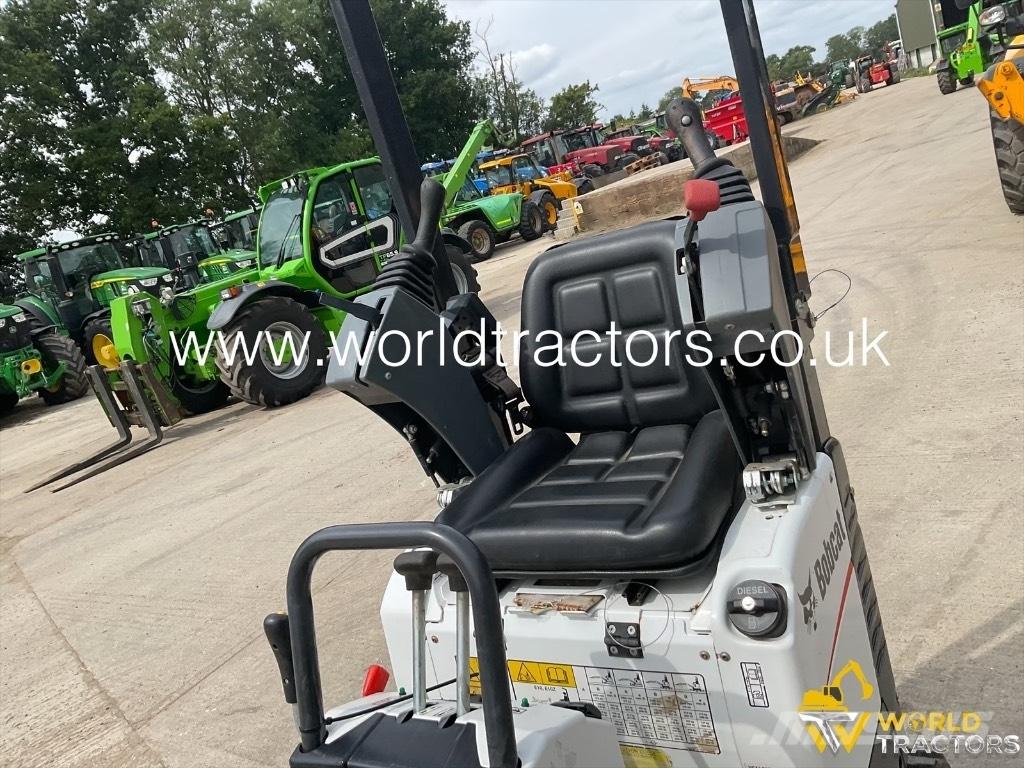 Bobcat E 10z Mini pelle < 7t