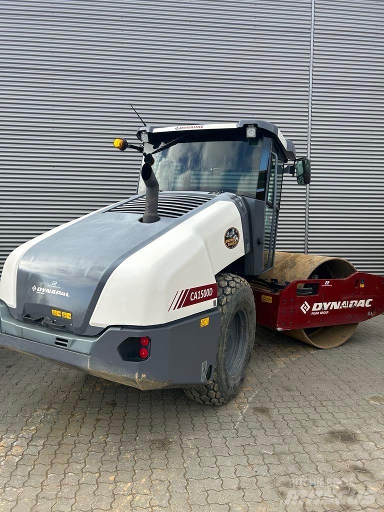 Dynapac CA 1500 D Rouleaux monocylindre