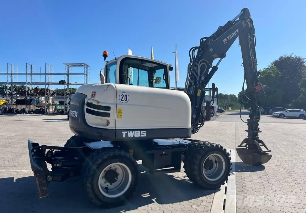 Terex TW 85 Pelle sur pneus