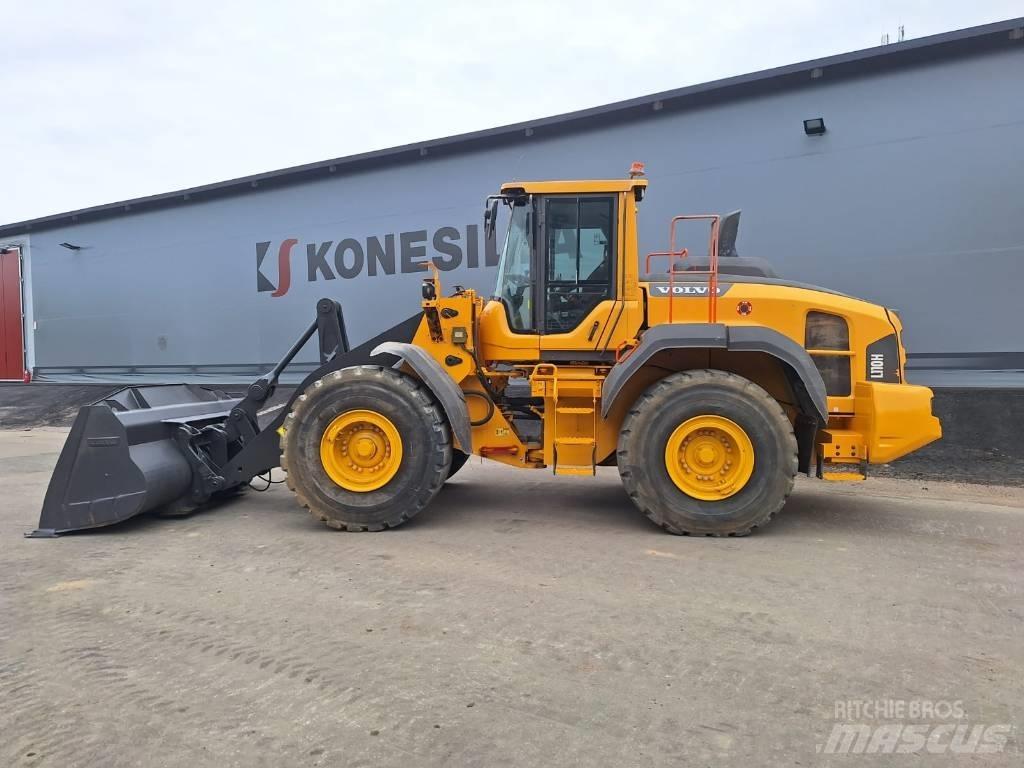 Volvo L110H VAAKA, YM Chargeuse sur pneus