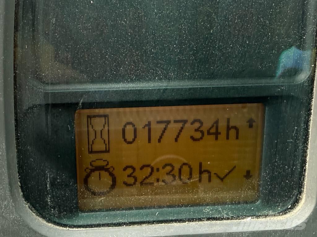 Volvo EW 180 B Pelle sur pneus