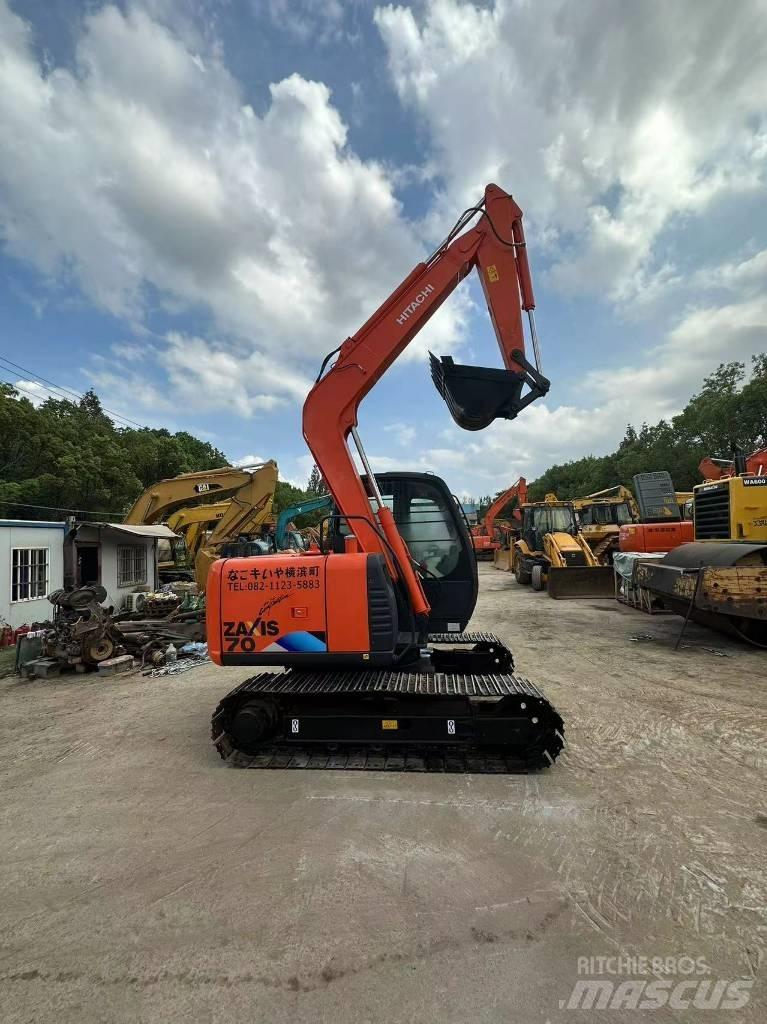 Hitachi ZX 70 Pelle sur chenilles