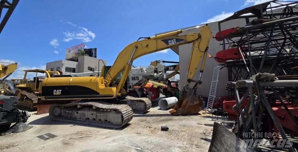CAT 325 CL Pelle sur chenilles
