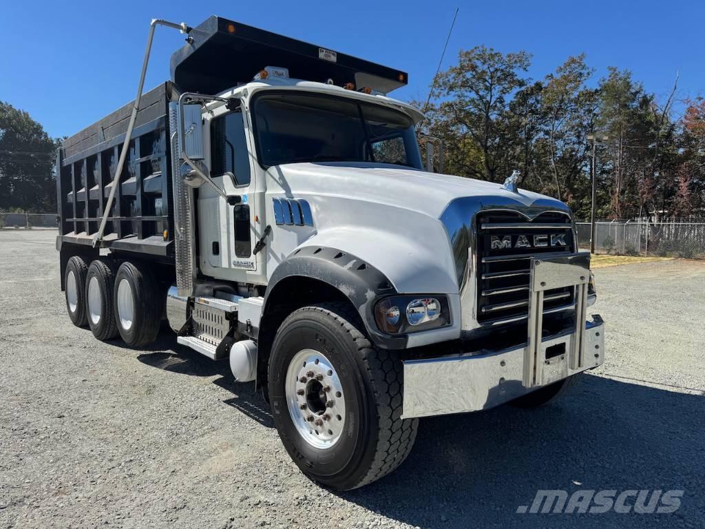 Mack GU713 Camion benne