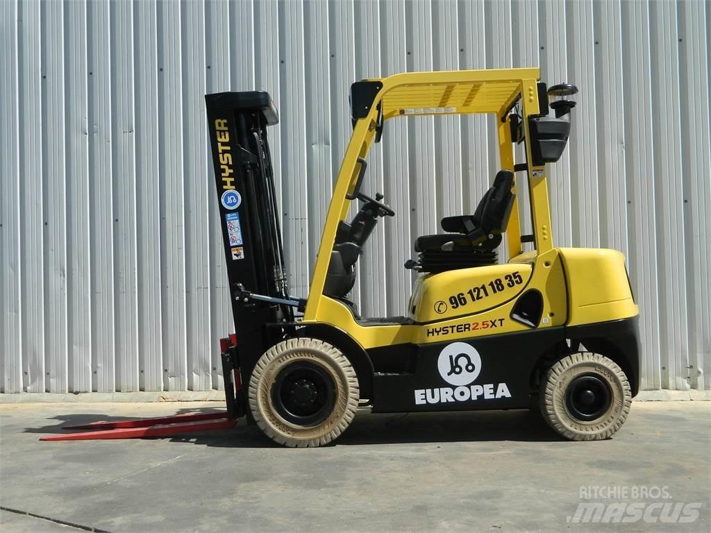 Hyster H2 50XT Chariots diesel